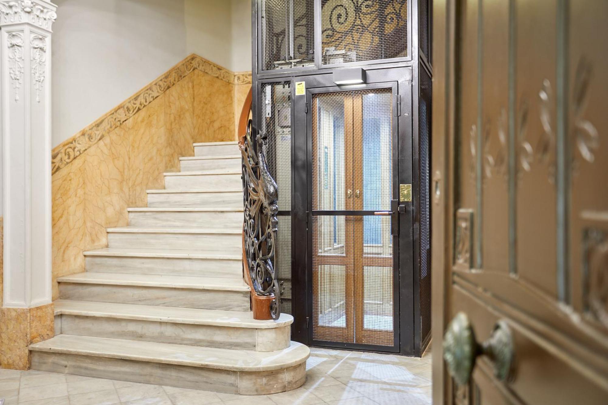 Le Palacete Powered By Sonder برشلونة المظهر الخارجي الصورة